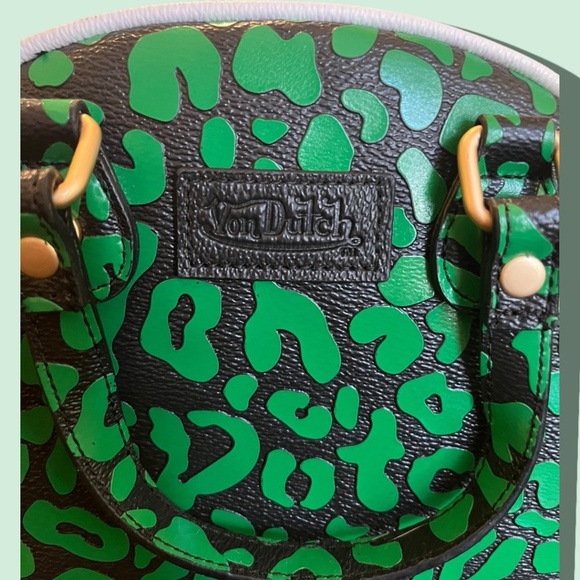 Authentic Von Dutch Lime Cheetah Bowling Bag Crossbody Purse Y2K Retro Vibe - Picture 4 of 14